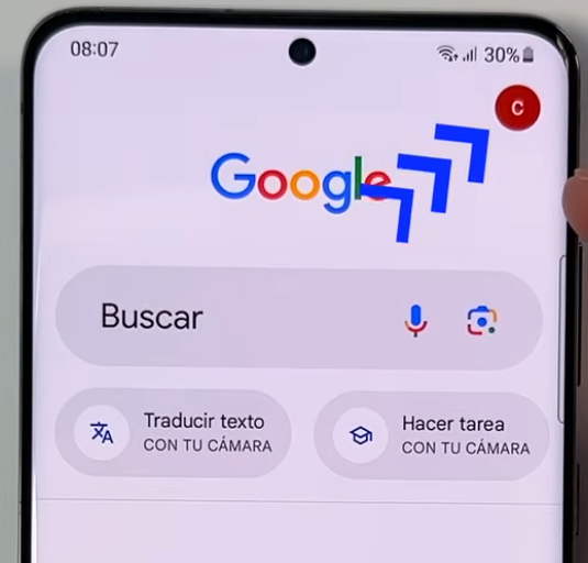 Toca el icono de tu cuenta en la esquina superior derecha